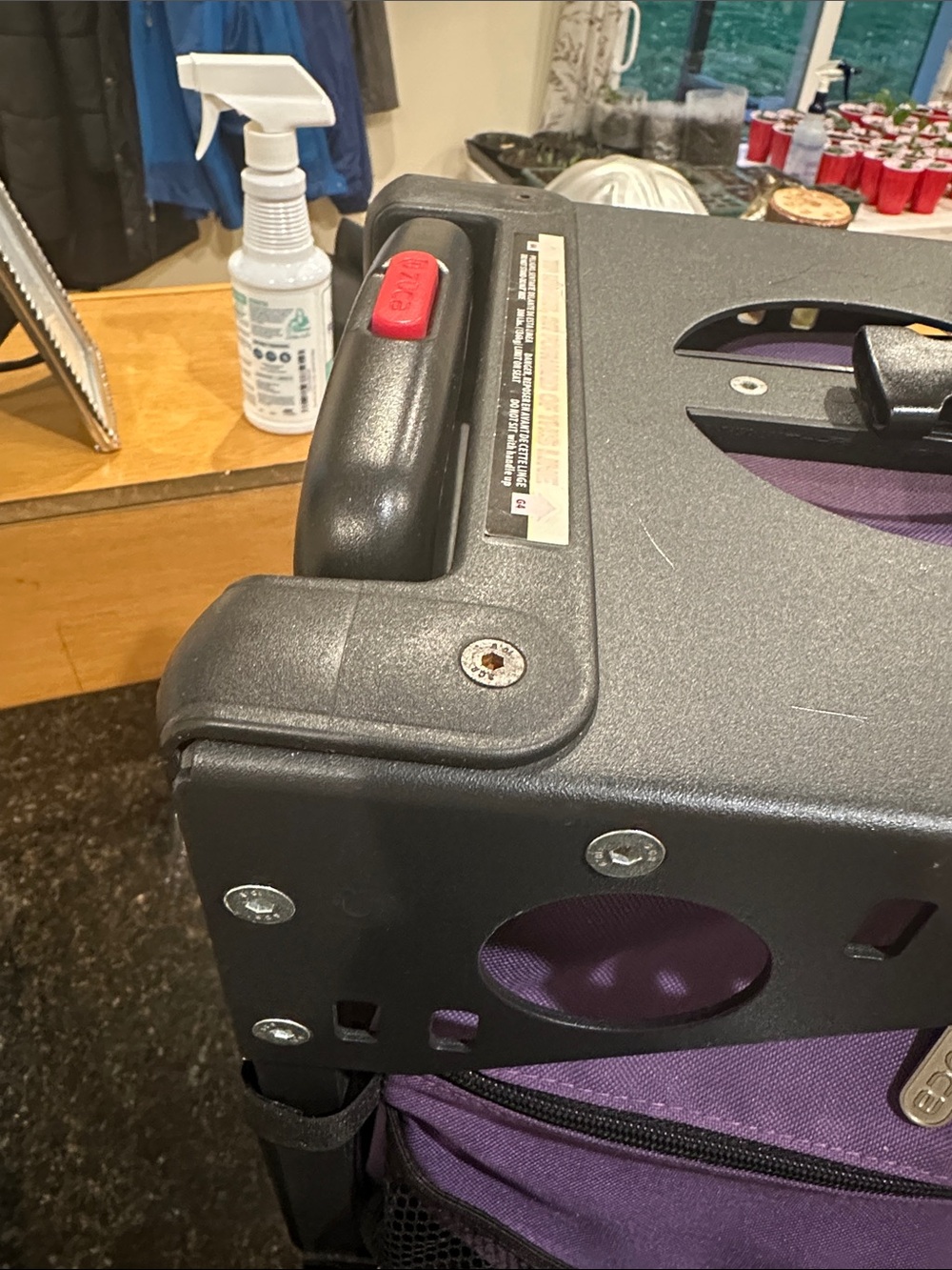 ZÜCA Sport Rolling Bag Purple Mobile Locker Built-in Seat Flashing LED Wheels - Picture 16 of 16